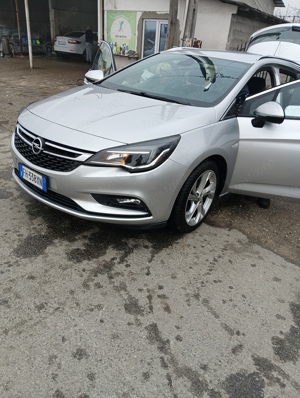 Vând Opel Astra sport tourer k 2017 Rarul pe 20 Martie  - imagine 4