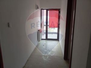 Casă / Vilă cu 5 camere de închiriat în zona Bariera Valcii - imagine 3