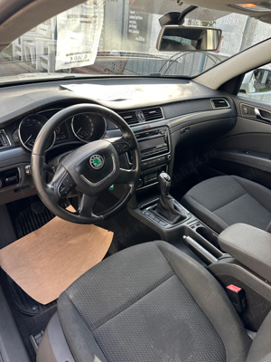 Skoda superb An 2013 - imagine 8