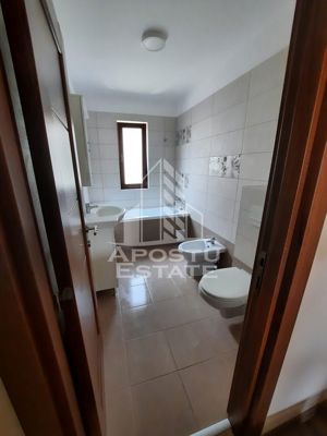 Apartament cu 3 camere in Calea Urseni, etaju intai, vedere pe 3 parti - imagine 8