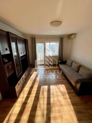 Apartament cu o camera ,centrala proprie, AC, zona Complex