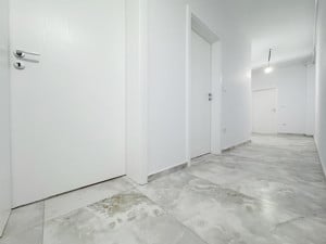 Apartament 3 camere, decomandat,70mp utili+6mp balcon ,etaj 1/3 -Giroc - imagine 11