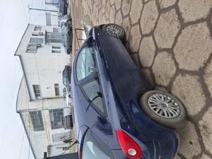 Vand opel corsa  2011 - imagine 3