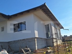 Casa de vanzare, cu 4 camere, zona Cihei-Oradea - imagine 4