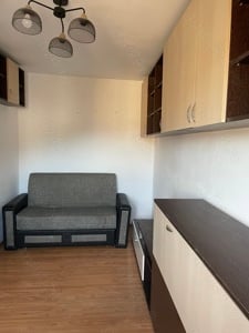 De închiriat apartament cu două camere; Preț 200 Euro. - imagine 10