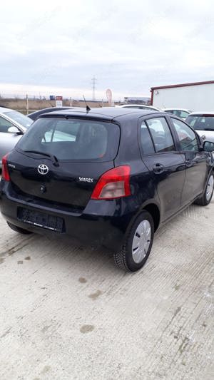 Vand Toyota yaris an fabricație 2007 in perfecta stare de functionare
