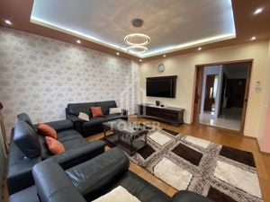 Apartament spațios cu 4 camere la vilă – Zona Turnisor - imagine 3