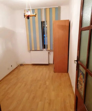 De vânzare apartament 3 camere zona Lipovei parter  - imagine 4