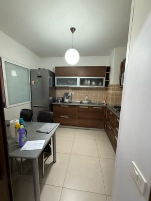 Închiriez apartament 2 camere - imagine 7