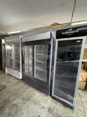 Vând vitrine frigorifice profesionale
