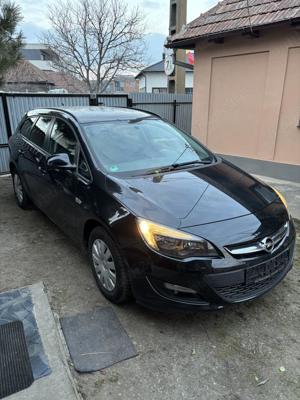 Opel Astra Sports Tourer