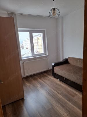 Închiriez apartament 3 camere Cisnădie - imagine 3