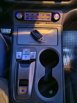 Vând Hyundai KONA  Premium 204 CP 64.8 kWh  - imagine 6