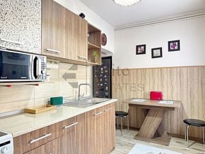 Casa ultracentrala singura in curte de vanzare in Oradea - imagine 12