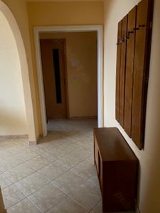 Inchiriez apartament zona Bucovina  - imagine 5