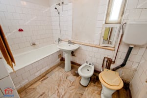 Apartament clasic si spatios, situat in centrul istoric al orasului - imagine 13