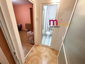 Apartament 2 camere,zona Vest,etaj 1 - imagine 8