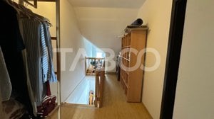 Apartament 3 camere 2 bai zona Vasile Aaron Sibiu 112 mpu  - imagine 4