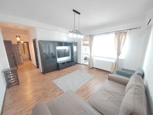 Apartament foarte spatios cu loc de parcare - imagine 2