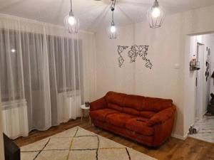 Apartament cu 2 camere în zona Take Ionescu Popa Sapca etaj 2 cu balcon amenajat recent mobilat  - imagine 4