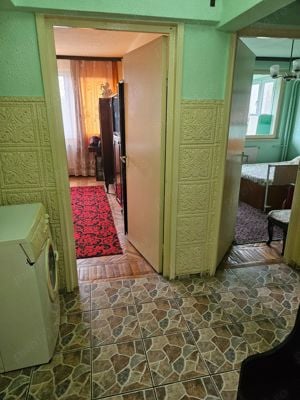 Vând apartament 2 camere în Vulcan jud Hunedoara 