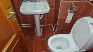 Inchiriez apartament 3 camere decomandat in Deva, zona Casa de Pensii, etaj 5 mobilat - imagine 18