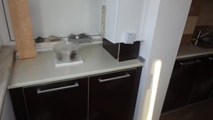 Inchiriez apartament 3 camere decomandat in Deva, zona Casa de Pensii, etaj 5 mobilat - imagine 3