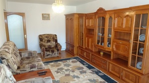 Inchiriez apartament 3 camere decomandat in Deva, zona Casa de Pensii, etaj 5 mobilat - imagine 19