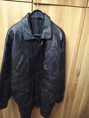 Haina barbateasca din piele, marimea 48 50