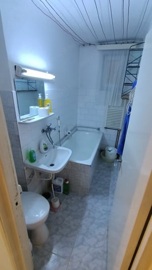 DE VÂNZARE- apartament cu 2 camere