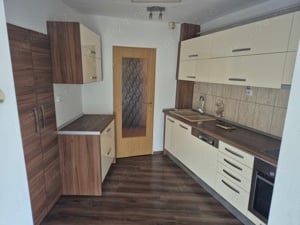 Apartament 2 cam., decomandat , Et.1 , Gara - Aradul nou - imagine 2