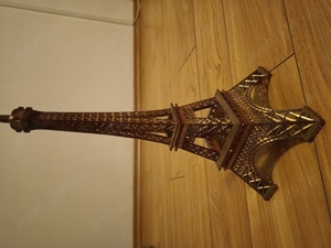 Turn Eiffel Paris metal ,cu lumini, f înalt 30.cm,colectie, decorațiune