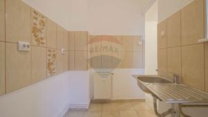 APARTAMENT IN VILA 3 CAMERE | PARCARE IN CURTE SI BECI | PETRU MAIOR - imagine 16