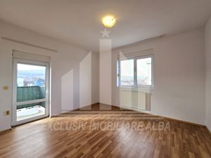 Apartament cu 3 camere Bloc Nou, Cetate - imagine 4