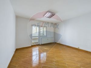 Apartament cu 3 camere decomandat, de vânzare, zona Decebal - imagine 8