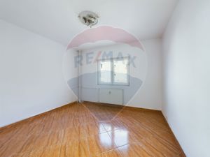 Apartament cu 3 camere decomandat, de vânzare, zona Decebal - imagine 11