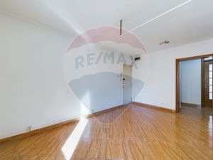 Apartament cu 3 camere decomandat, de vânzare, zona Decebal - imagine 3