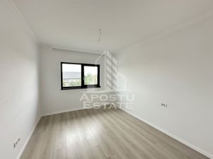 Jumatate de duplex cu 4 camere intabulat, Dumbravita - imagine 15