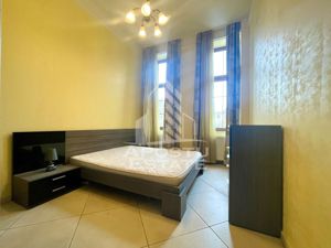 Apartament 3 camere, curte cu acces auto, ULTRACENTRAL - imagine 4