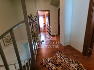 Casa, 4 camere,  3 locuri de parcare, zona Sagului - imagine 9