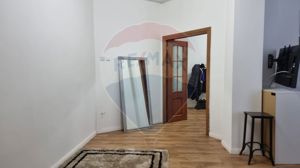 Spațiu de birouri/ Casa  cu 3 camere de inchiriat Calea Plevnei - imagine 2