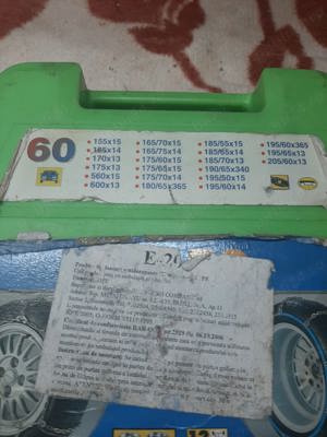 vand lanturi cauciucuri auto