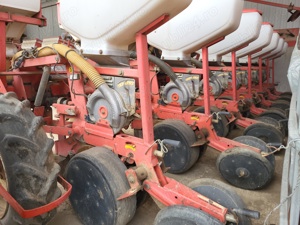 Vând semănătoare GASPARDO - imagine 4