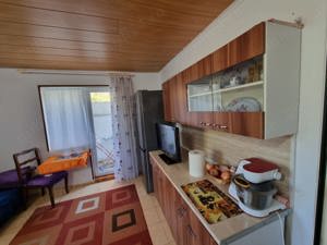 Casa tip duplex cu priveliste frumoasa si garaj - imagine 9