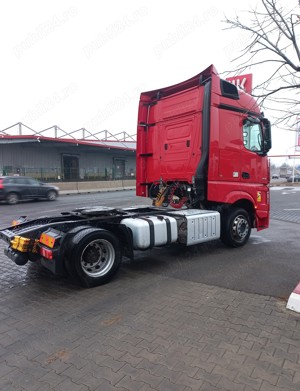 vind cap tractor - imagine 3