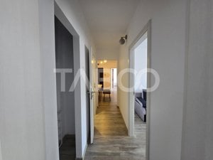 Apartament 3 camere de inchiriat 68 mpu zona Vasile Aaron Sibiu - imagine 11