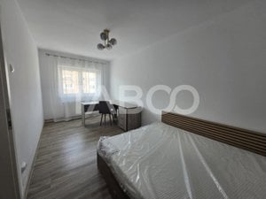 Apartament 3 camere de inchiriat 68 mpu zona Vasile Aaron Sibiu - imagine 2