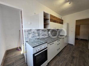 Apartament 3 camere de inchiriat 68 mpu zona Vasile Aaron Sibiu - imagine 14