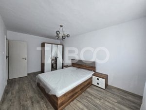 Apartament 3 camere de inchiriat 68 mpu zona Vasile Aaron Sibiu - imagine 15