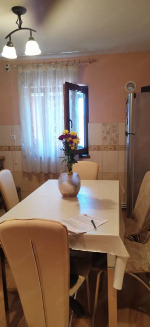 Apartament 2 camere,decomandat,zona Liliacului - imagine 7